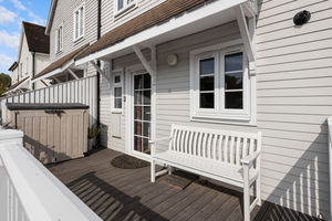 Deck to entrance- click for photo gallery